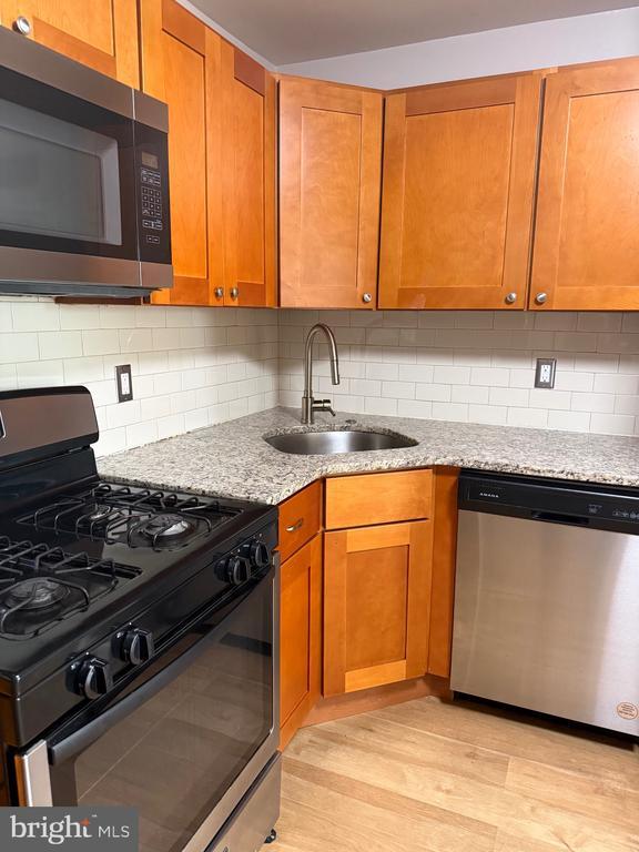 Photo - 5303 Westminster Ave