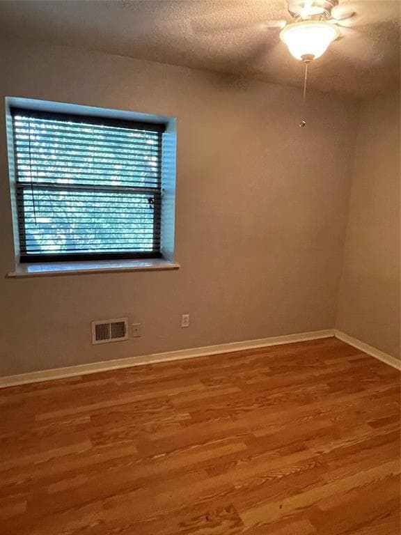 2304 Barton Village Cir