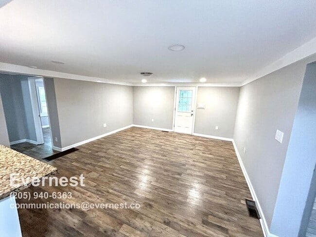 Photo - 424 Robin Rd