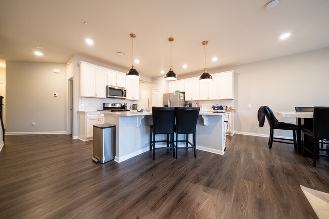 Photo - 5292 94th Ln N