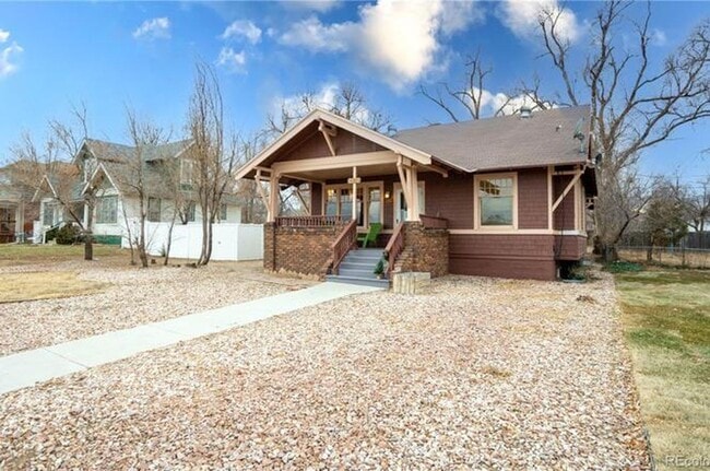 Building Photo - The Bungalow Unit Lower Level