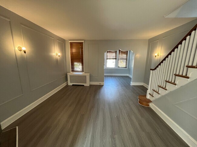 Photo - 7237 Glenloch St