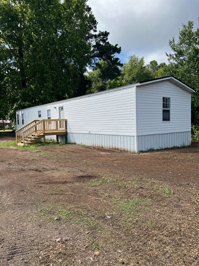 Photo - Fully Renovated & Pet Friendly 3 Bedroom, 2 Bathroom Home in Loris – No HOA!