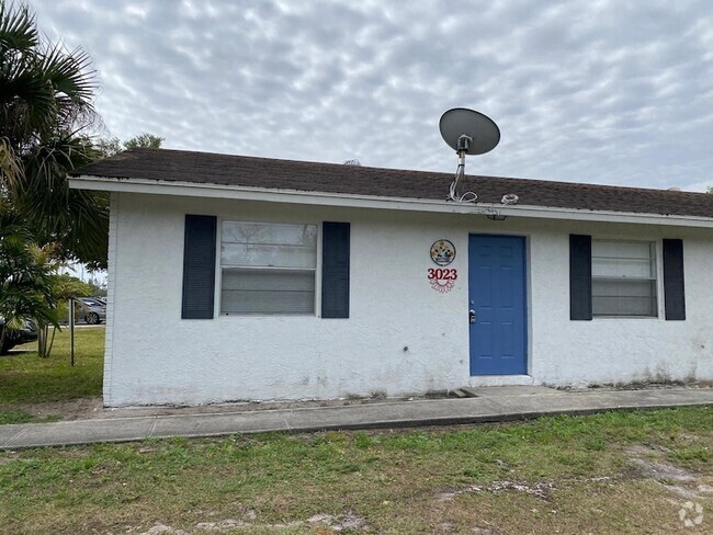 Building Photo - 3023 Jackson Ave Rental