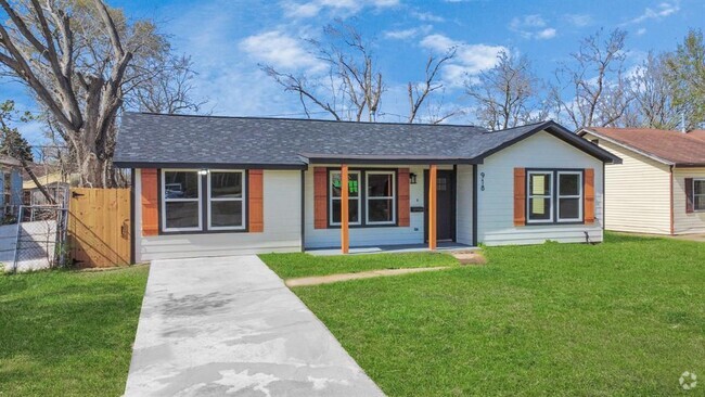 Building Photo - 918 Loper St Rental