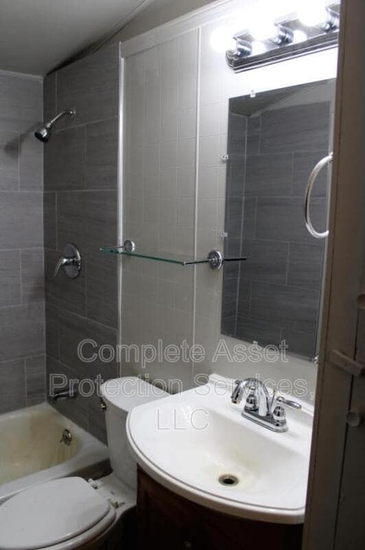 Photo - 306 Chestnut St