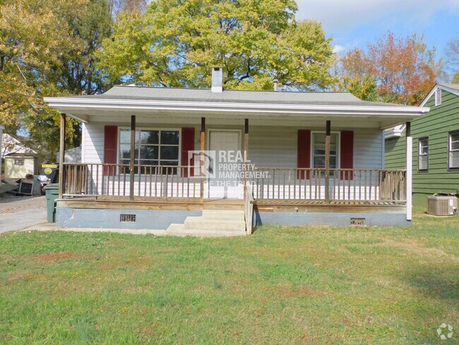 Building Photo - Charming 3BR/1.5BA Home with Garage