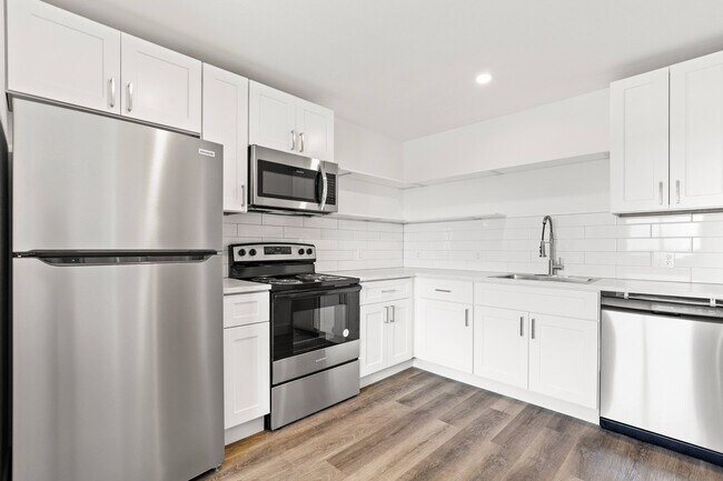 Eleven8 Apartments