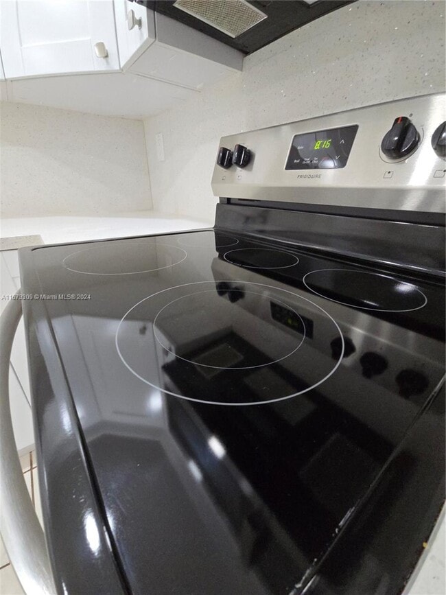 Photo - 13210 SW 17th Ln Unit #5-18