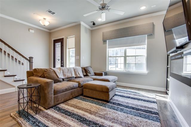 Photo - 2821 Lindale Dr