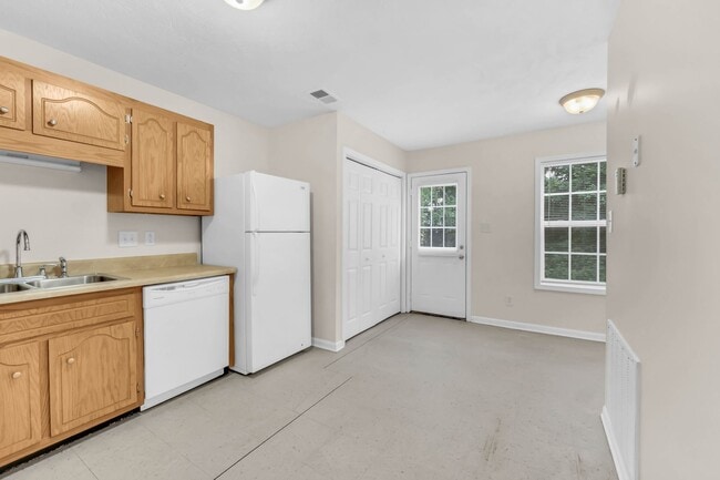 Photo - 784 Cherrybark Ln Unit 1