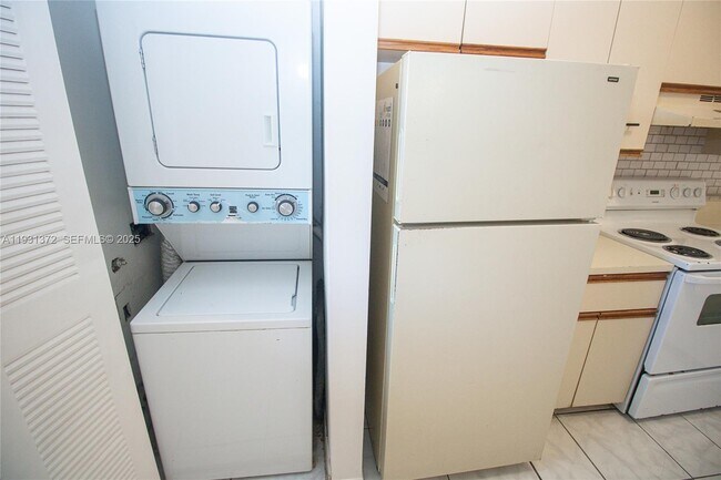 Photo - 9962 Nob Hill Pl Unidad 9962