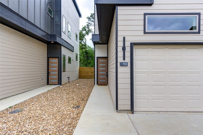 Photo - 13102 Beauty Berry Ridge Ln