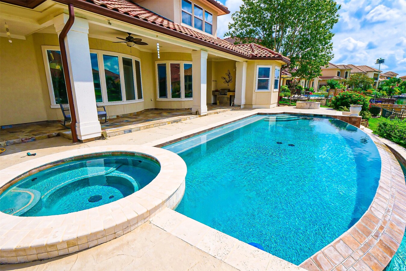 Photo - 19027 Crescent Bay Dr