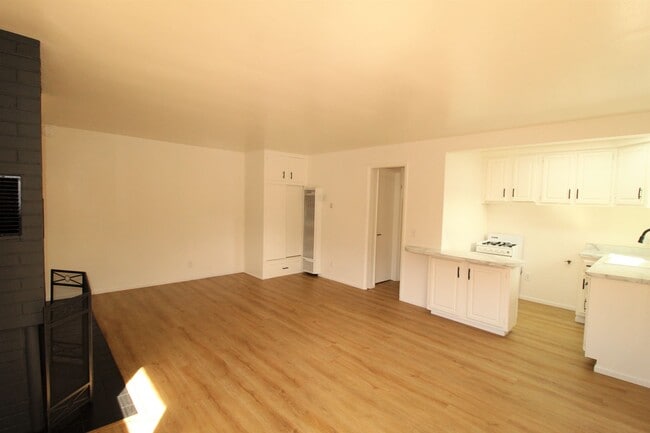 Photo - 1559sant Unit 1563