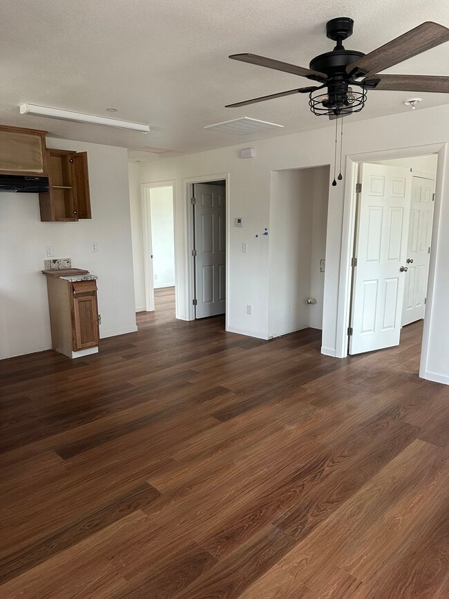 Photo - 1907 W 4th St Unit Villa 1907