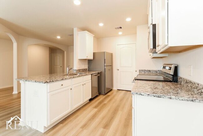 Photo - 25382 Cypress Bend Dr