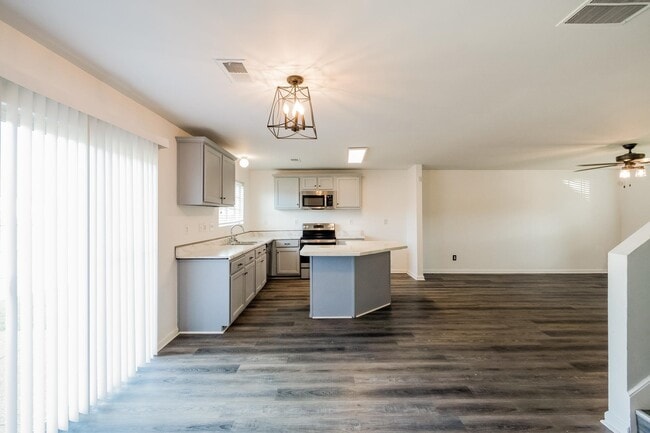 Photo - 10077 Woodlee Cove