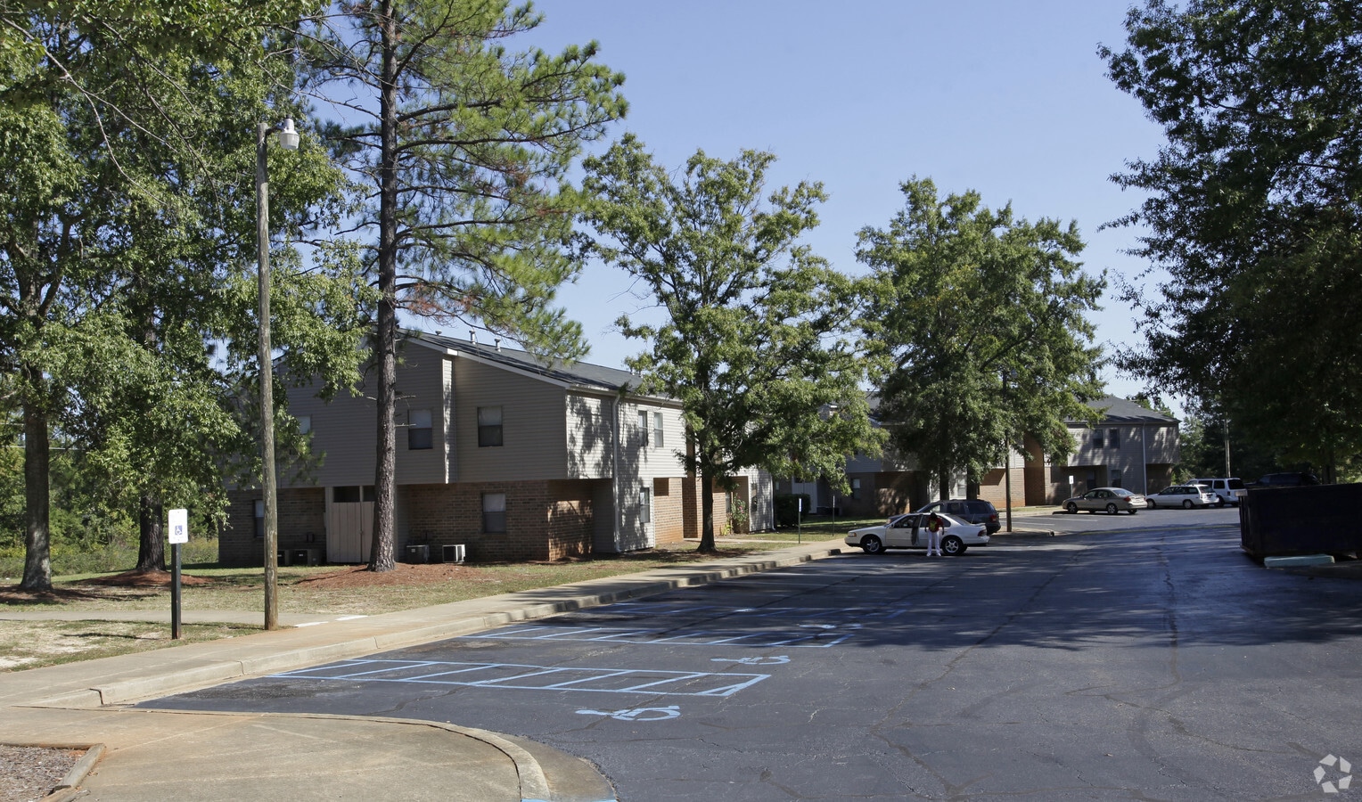 Photo - Oak Forest Apartments