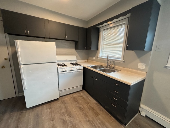 Building Photo - 2057-2068 W 135th St