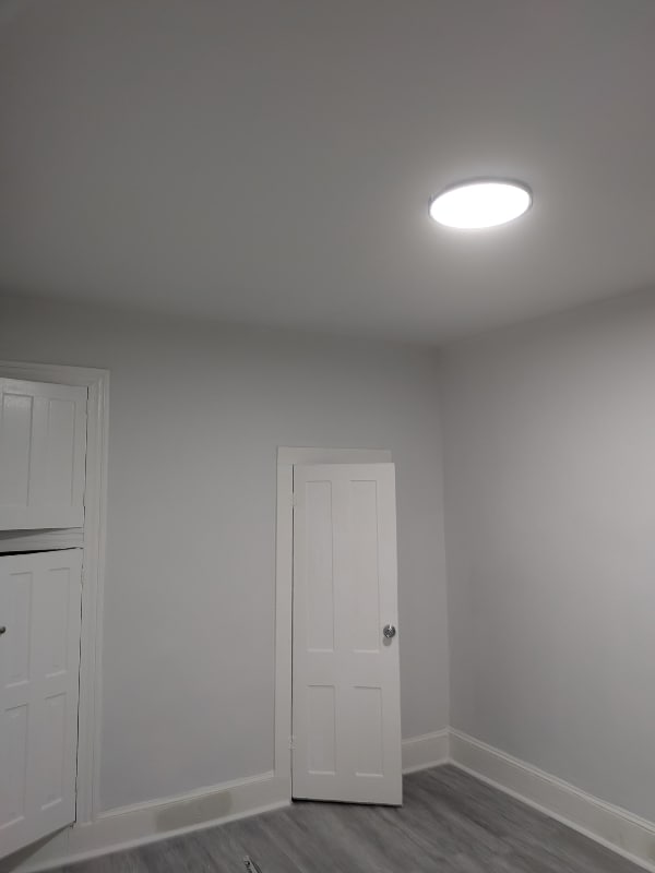 Photo - 307 W Centre St