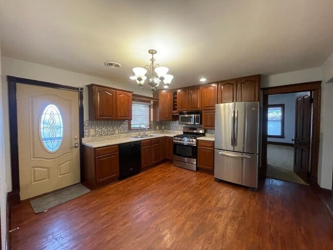 Photo - 322 Chestnut St