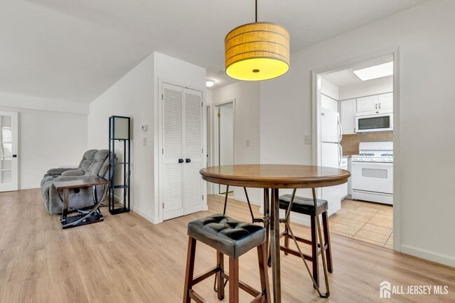 Photo - 603 Jacob Ct