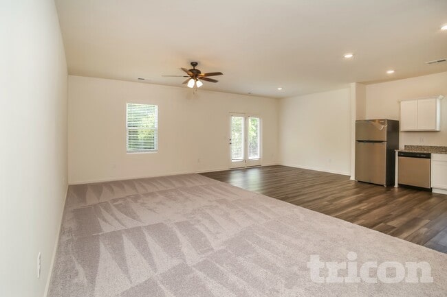 Photo - 212 San Marino Wy NW