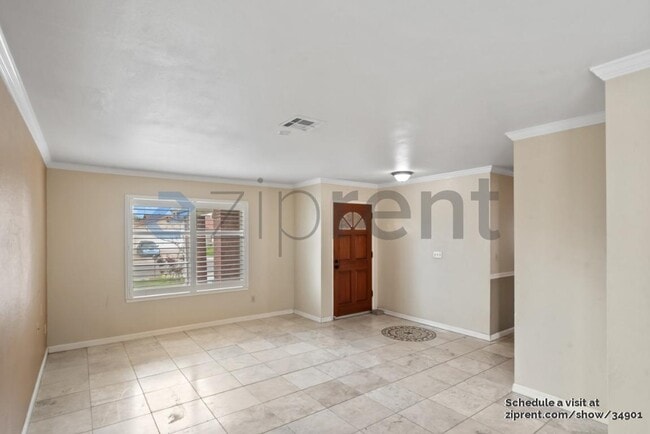 Photo - 1105 Kapareil Dr