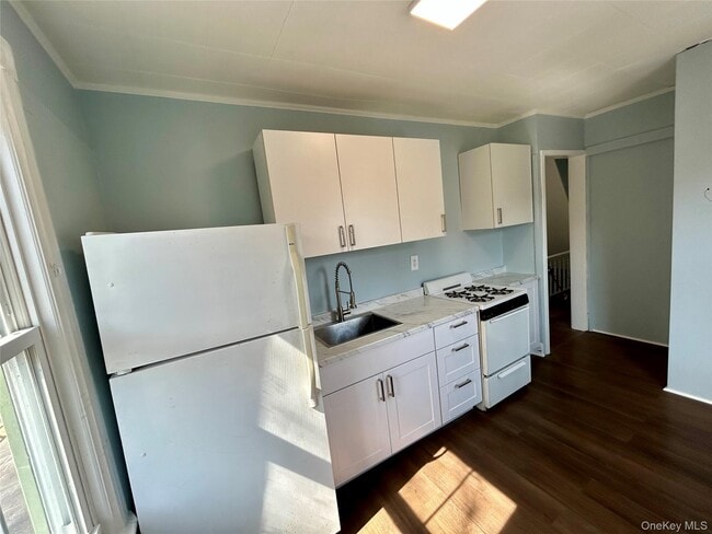 Photo - 206-208-208 W Main St Unit 3