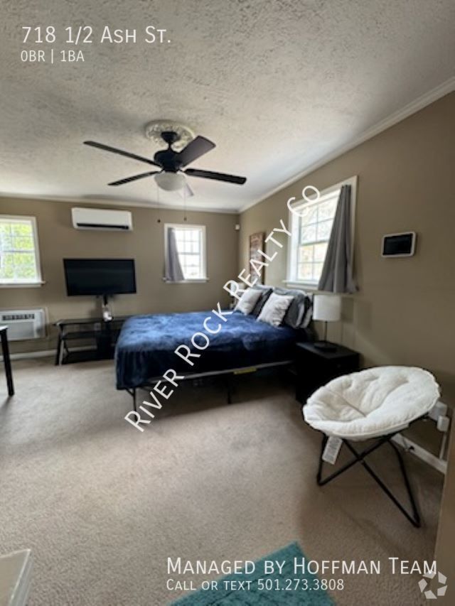 Building Photo - 718 1/2 Ash Street - SHORT TERM RENTAL