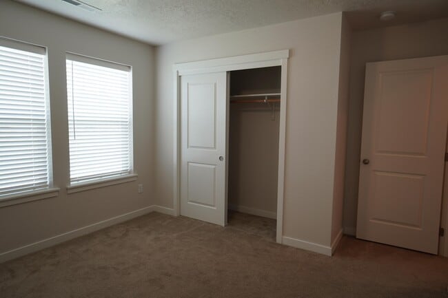 Photo - 1701 W Crystal Falls Ave