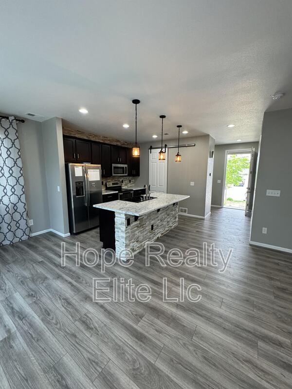Photo - 7015 Preble Dr House