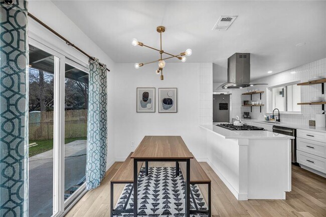 Photo - 10601 Walnut Bend Dr