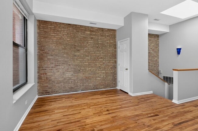 Photo - 1422 W Taylor St