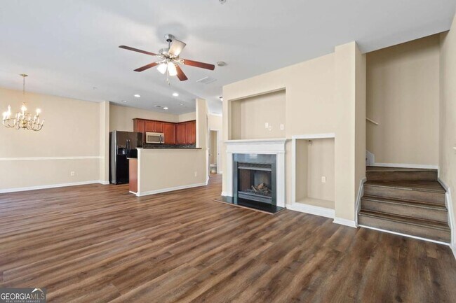 Photo - 3323 Castleberry Rd