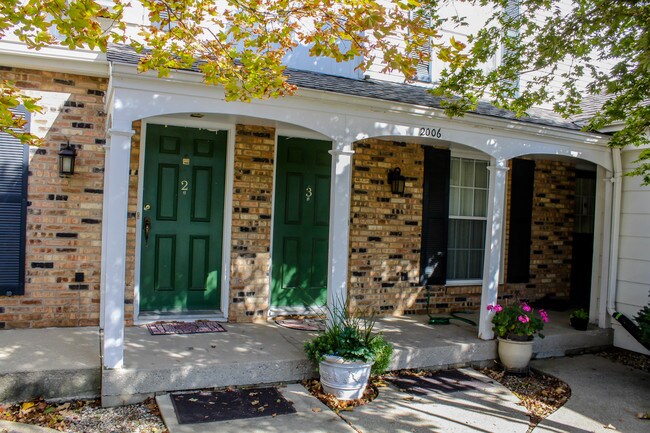 Photo - 2006 E Lincoln St