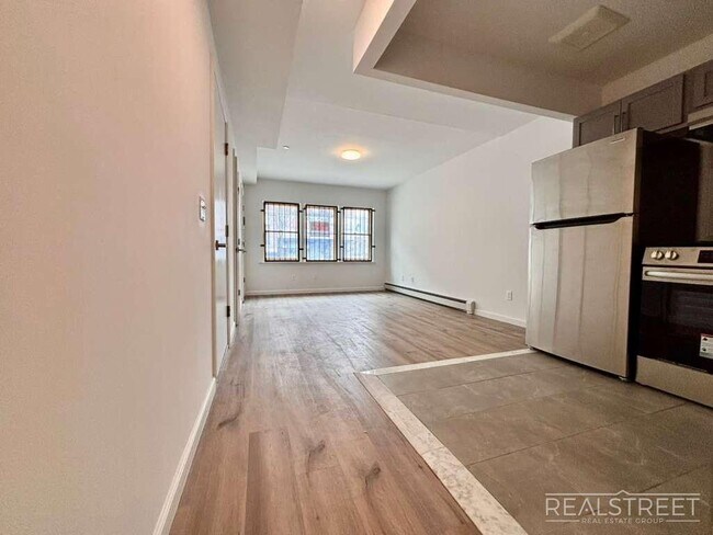 Building Photo - Malcolm X