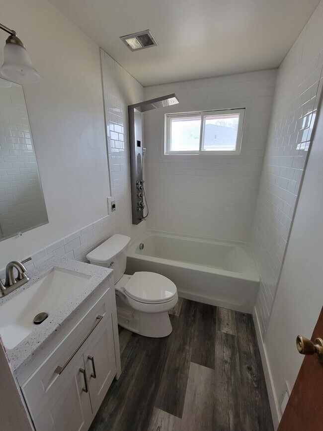 Photo - 1727 Silvercrest Dr Apartamento Unidad 1