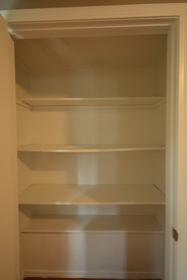 Photo - Rent this 2 Bedroom 1 bathroom Home