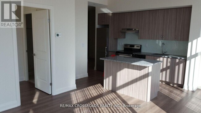 Photo - 8763 Bayview Ave Unité 207