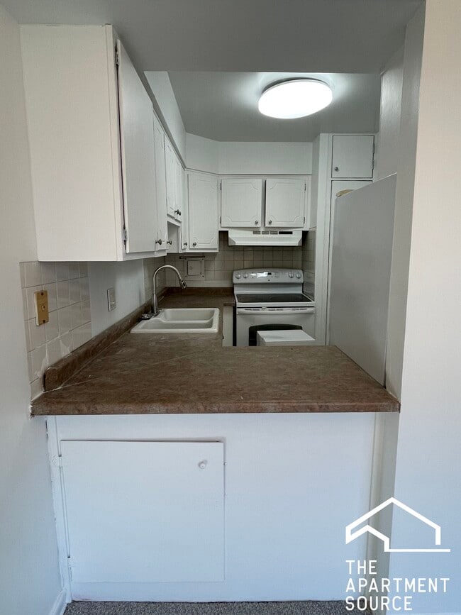 Photo - 539 W Stratford Pl Unit 405