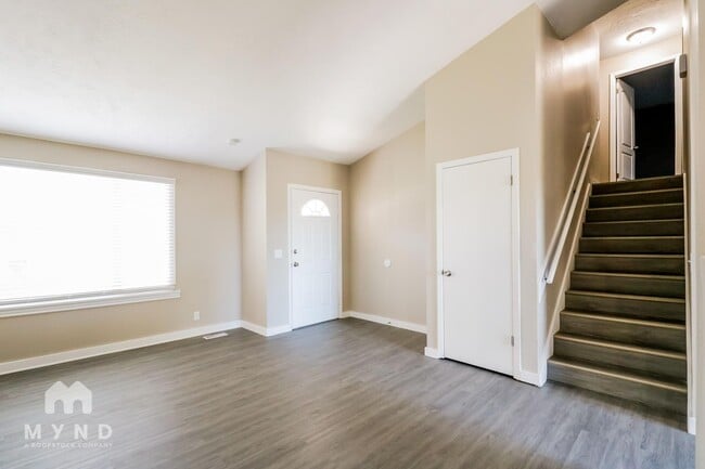 Photo - 5888 Cilma Dr