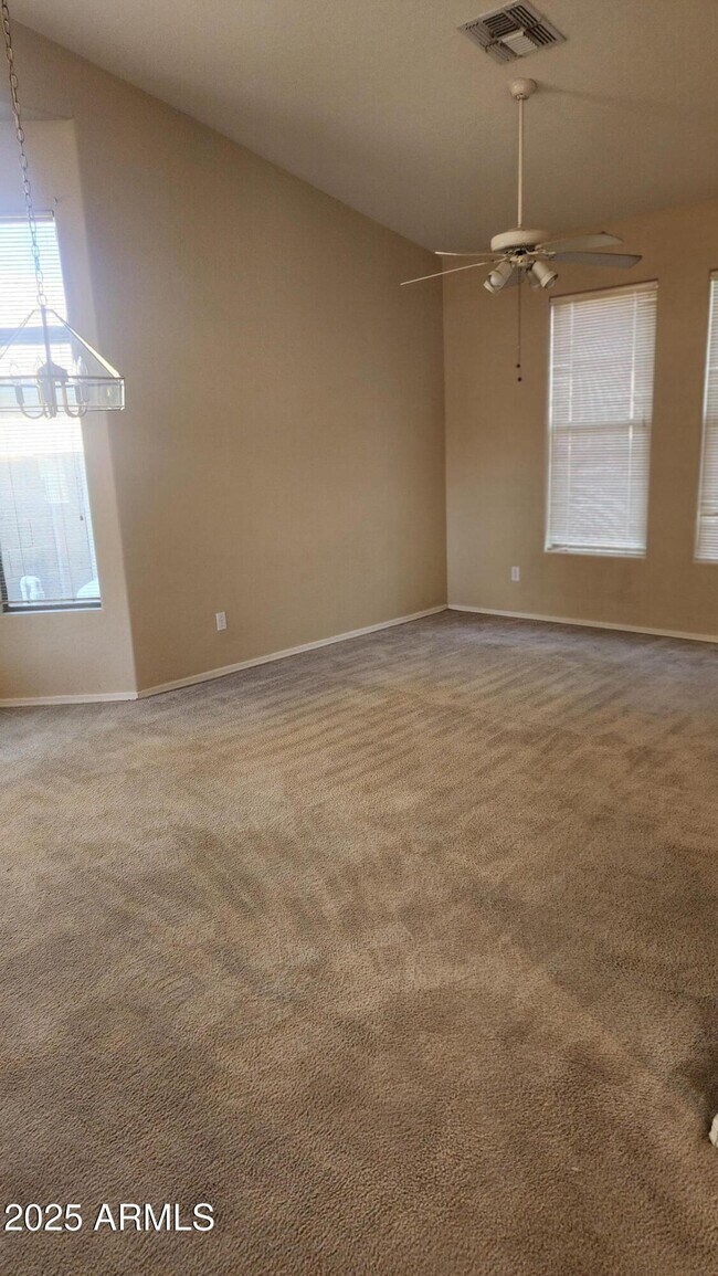 Photo - 15081 W Fillmore St