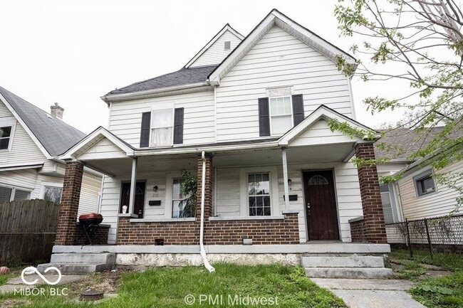 Photo - 240 N Beville Ave