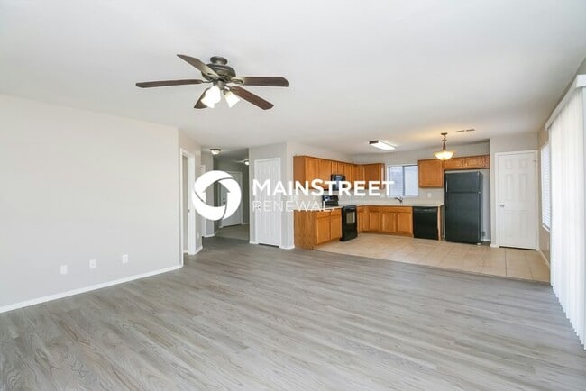 4 Bedroom Pet-Friendly Home in Avondale, AZ with Main Street Renewal