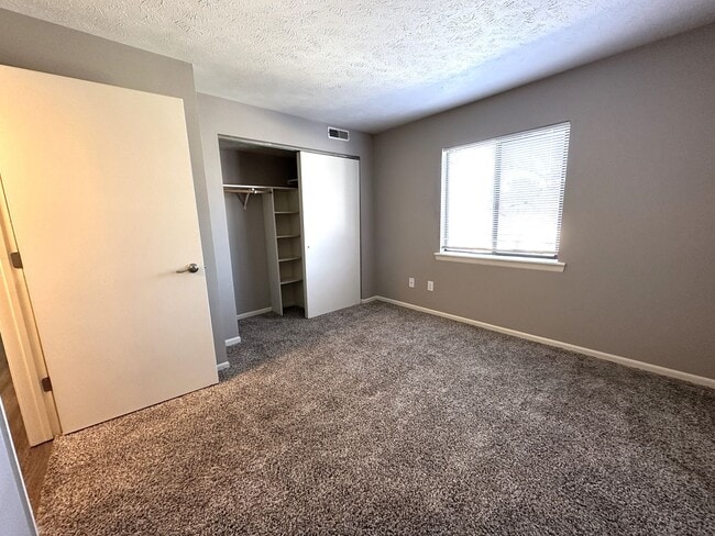 Fox Hill Apartments