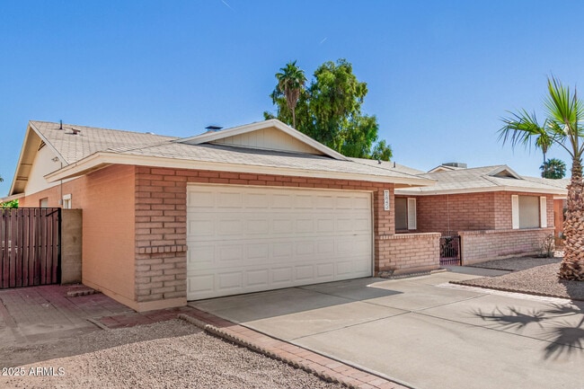 Photo - 1845 S Beverly