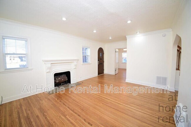 Photo - 1740 S Yorktown Ave