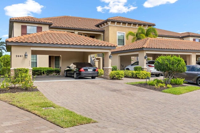 Building Photo - ESPLANADE GOLF AND COUNTRY CLUB Unit 102